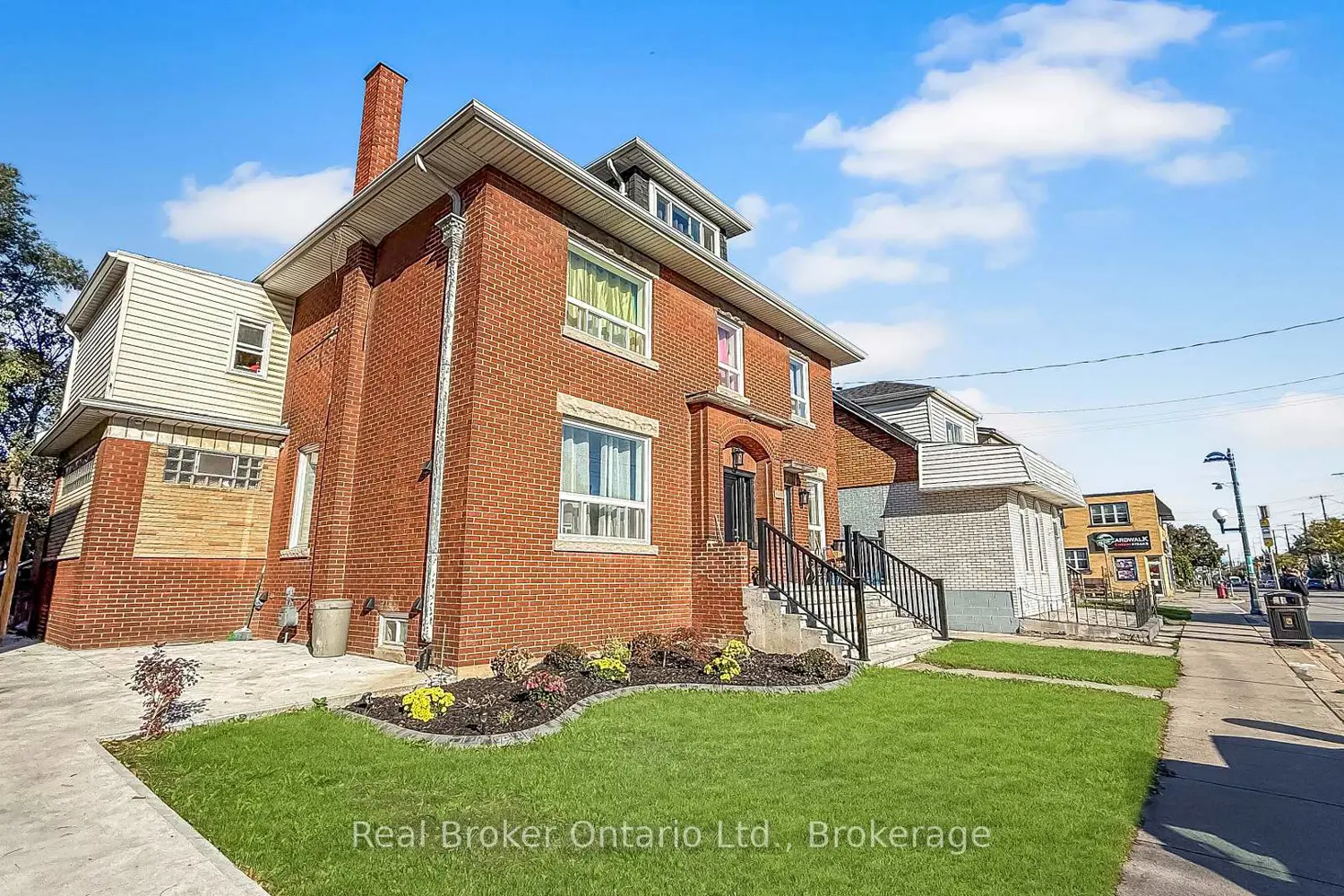 Additional image 3 of 119 Ottawa Street