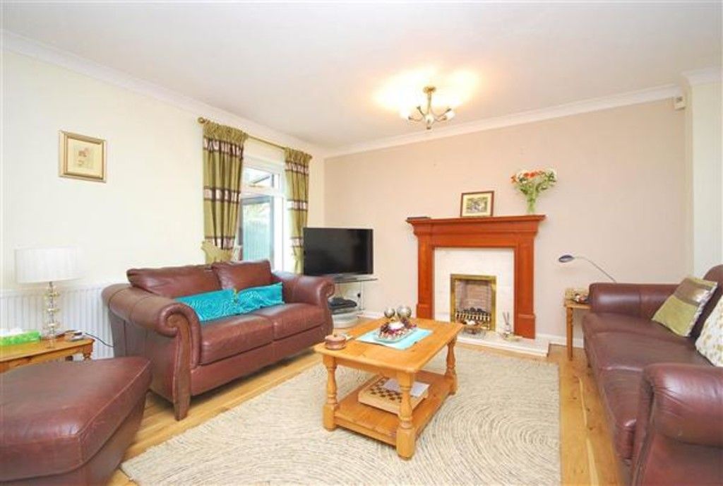 Additional image 3 of 4 bed detached house to rentMurieston Park, Livingston EH54