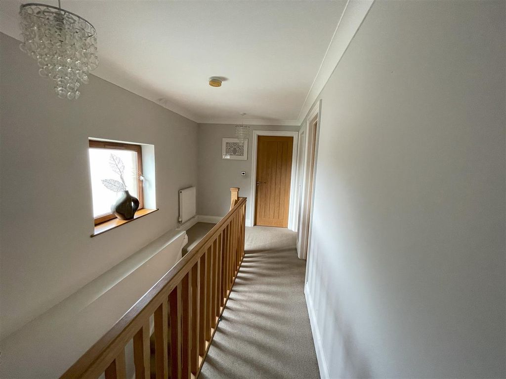 Additional image 14 of 3 bed end terrace house to rentHeol Y Banc, Bancffosfelen, Llanelli SA15