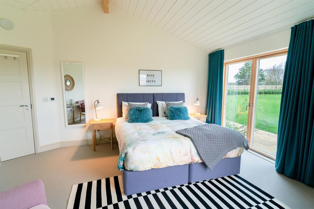 Additional image 14 of 4 bed detached bungalow to rentNewmarket Road, Stretham CB6