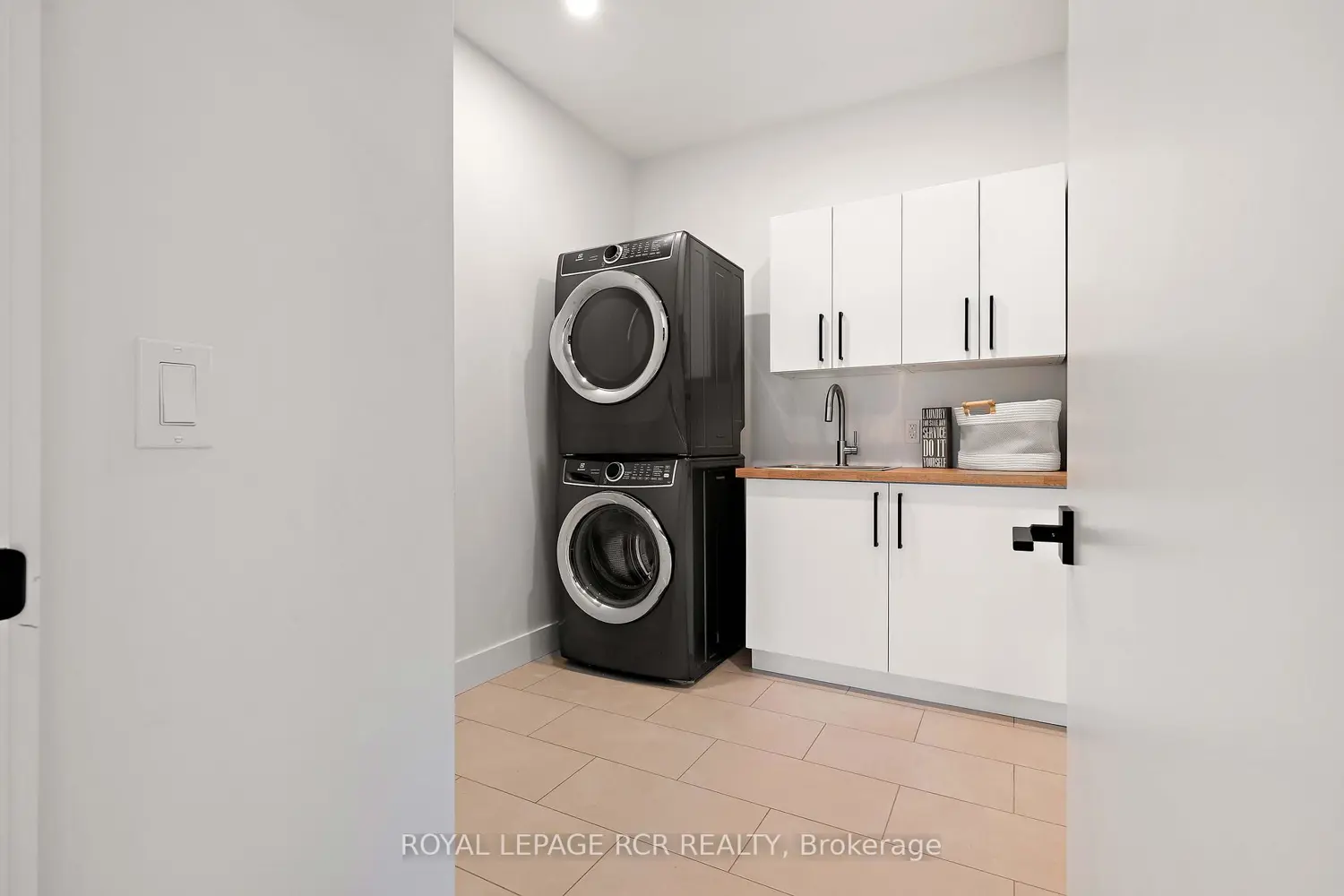 Additional image 12 of 595130 Blind Line