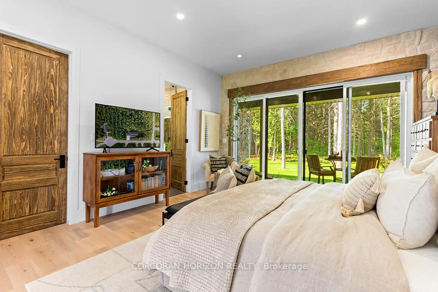 Additional image 5 of 107 Louise Creek Crescent