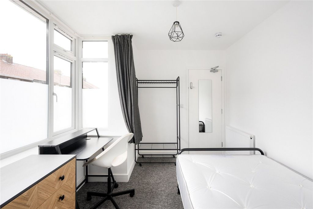 Additional image 14 of 6 bed terraced house to rentNinth Avenue, Filton, Bristol, Bristol BS7