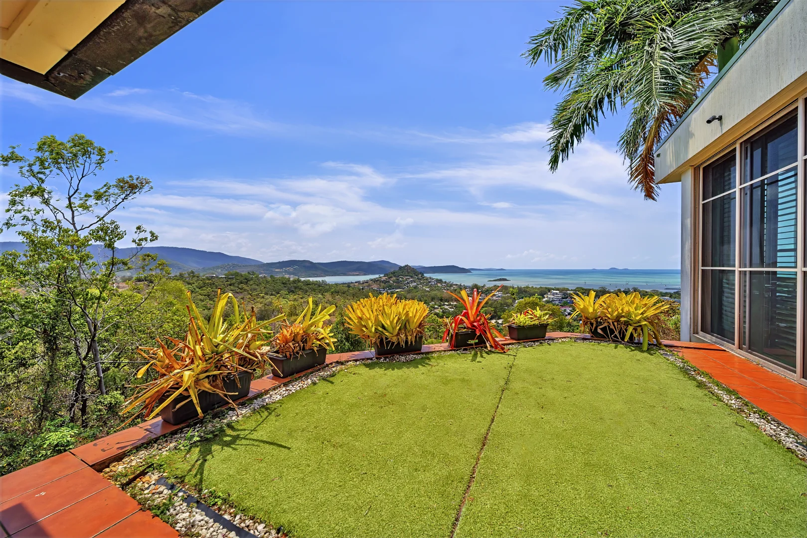 Additional image 27 of 88 Yachtsman Parade, Cannonvale QLD 4802