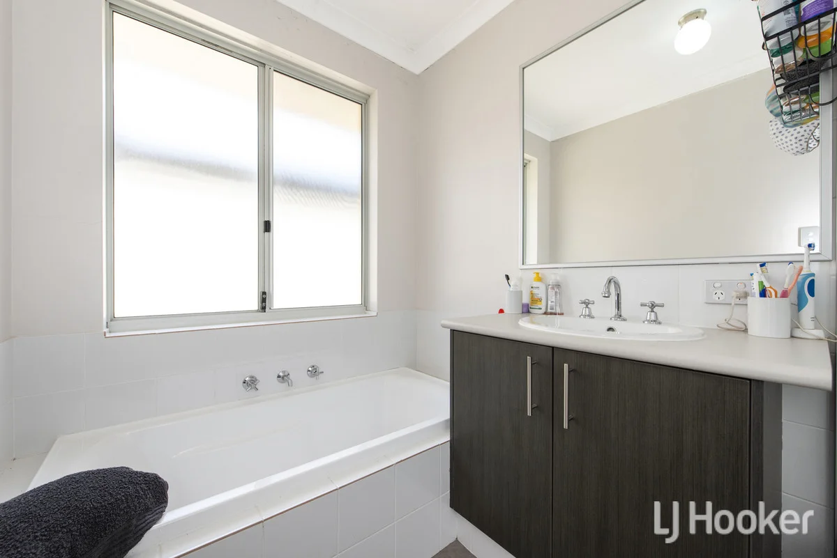 Additional image 20 of 166 Badgerup Avenue, Lakelands WA 6180