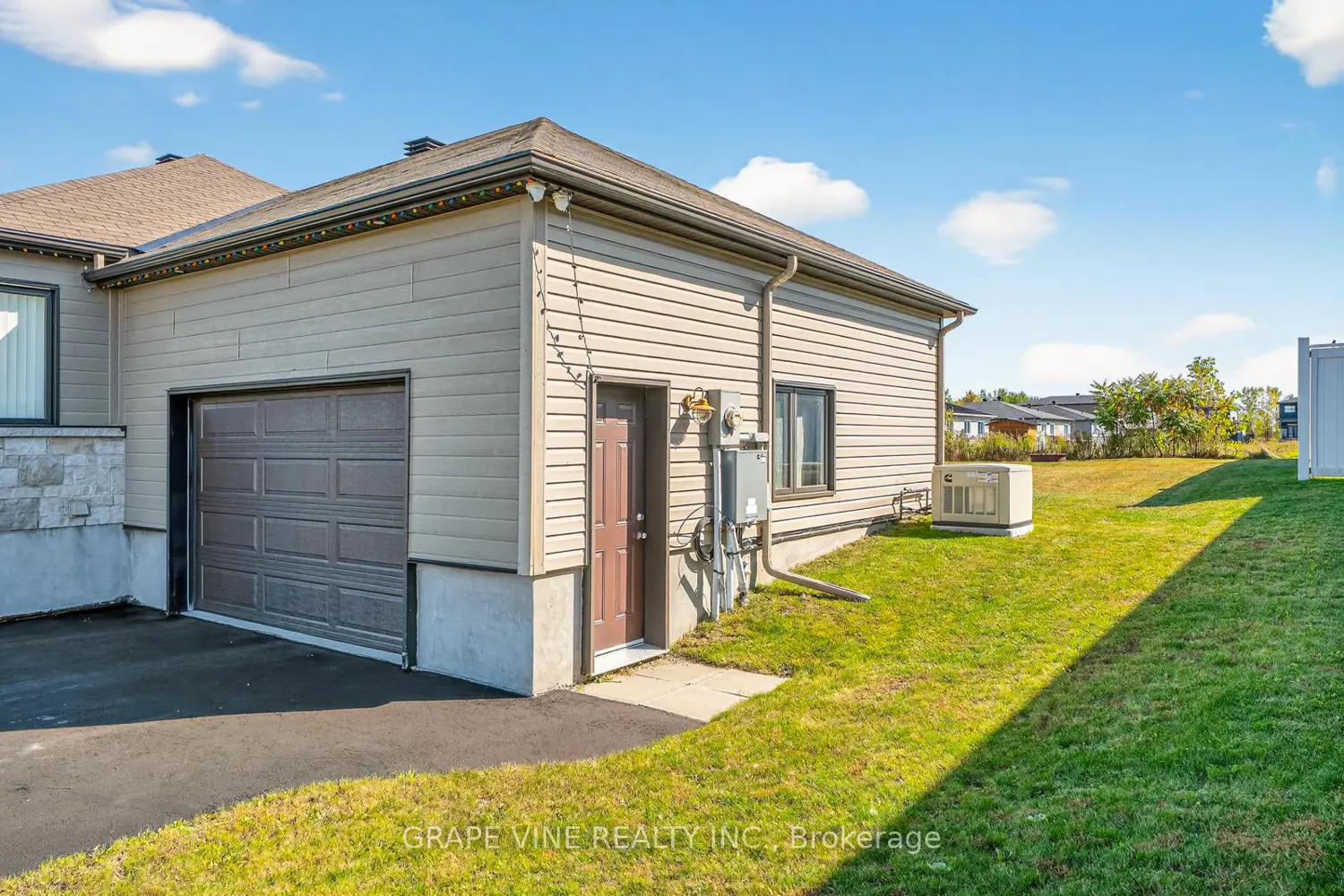 Additional image 3 of 18 Calco Crescent