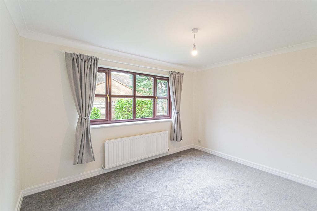 Additional image 5 of 4 bed detached house to rentStoneleigh Gardens, Grappenhall And Thelwall, Warrington WA4