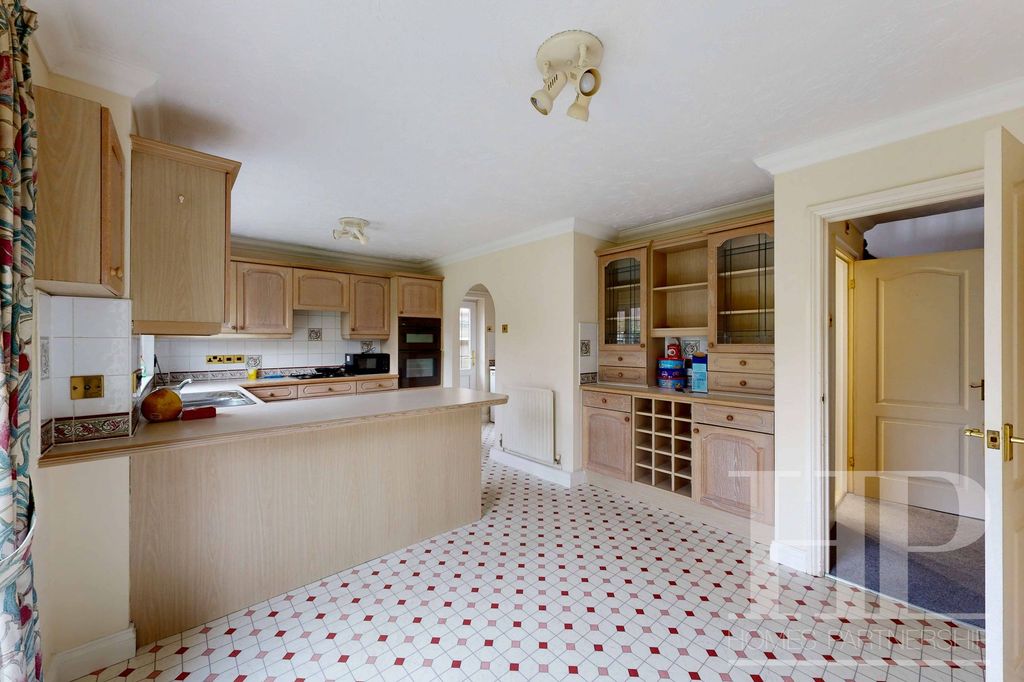 Additional image 28 of 4 bed detached house to rentHatchlands, Horsham RH12