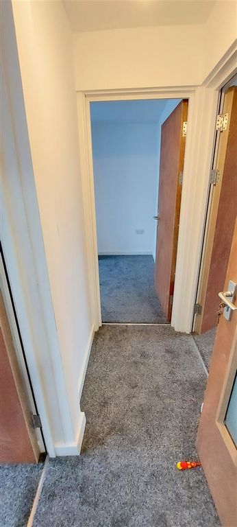 Additional image 6 of 2 bed flat to rentTalbot Street, Maesteg CF34