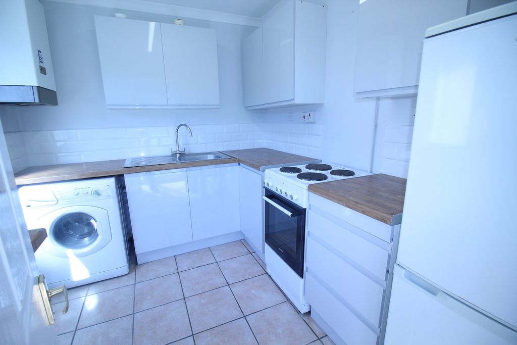 Additional image 2 of 2 bed semi-detached bungalow to rentPentre Close, Cwmbran NP44