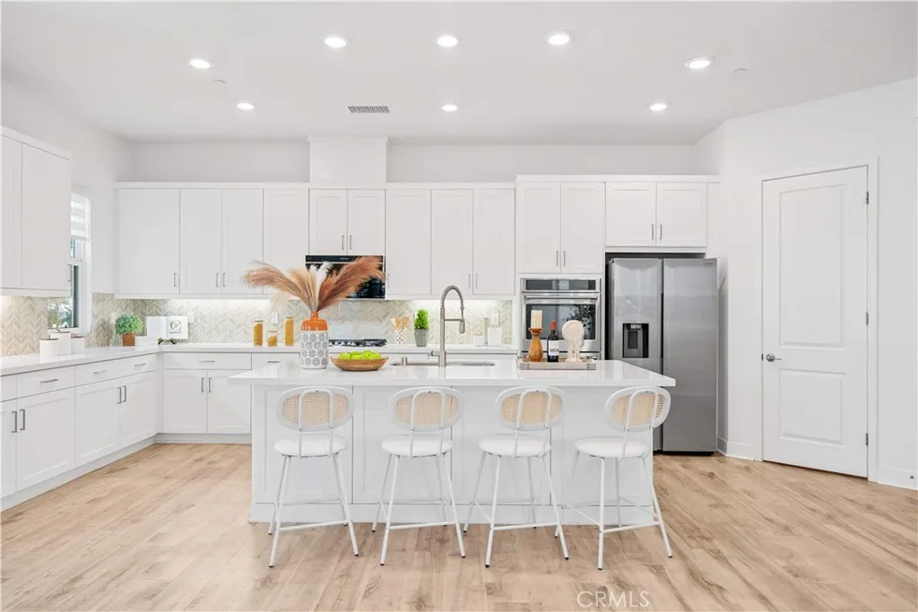 Additional image 15 of 102 Yugen, Irvine, CA 92618