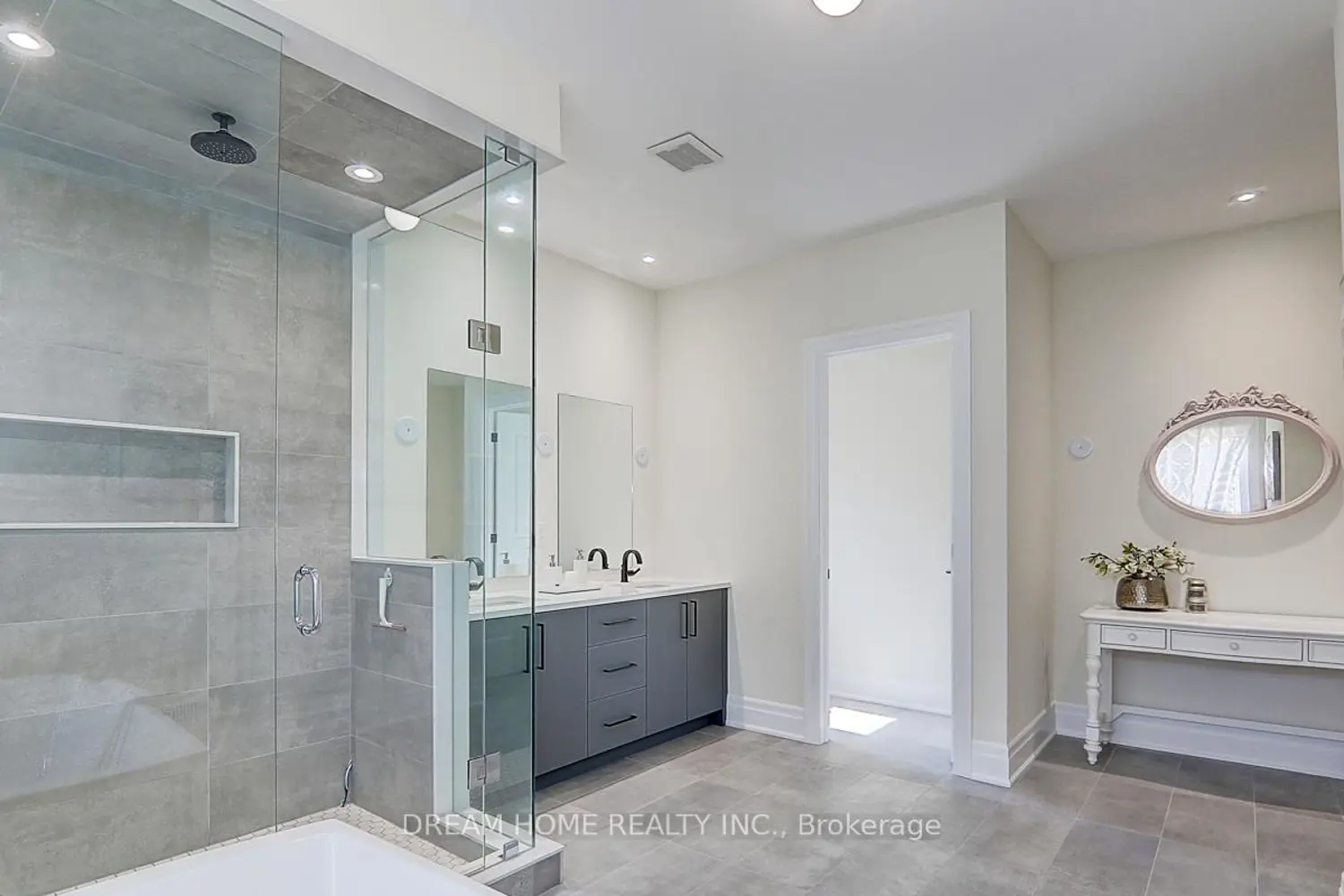 Additional image 11 of 459 Via Romano Boulevard