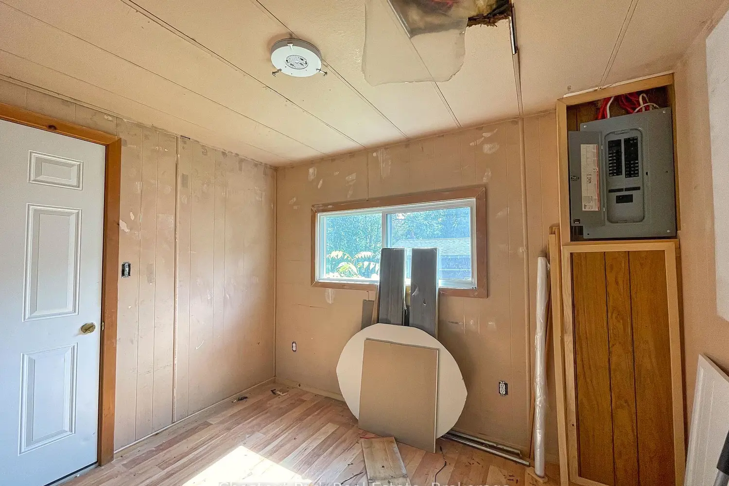 Additional image 14 of 383 Thompson Street