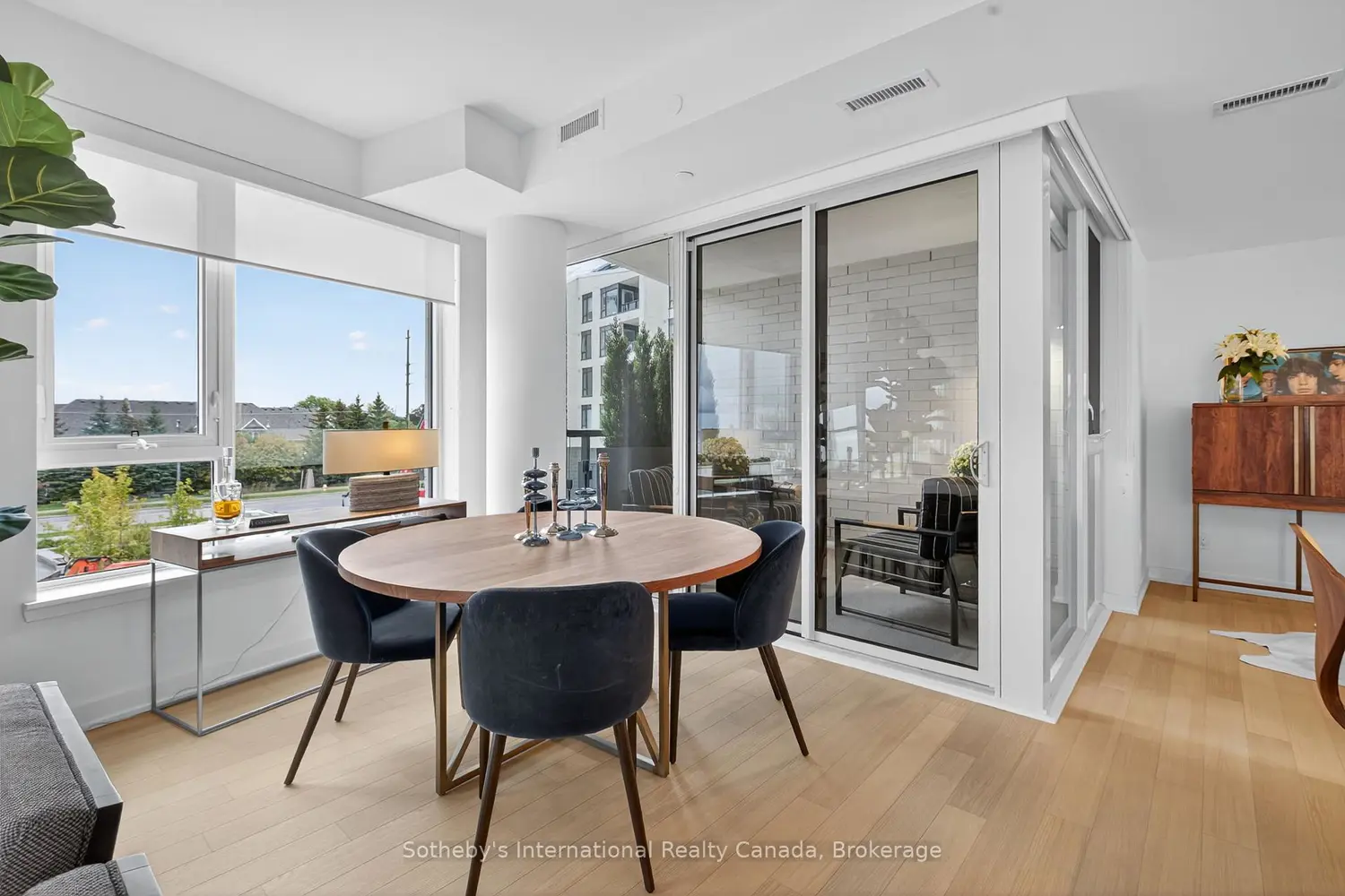 Additional image 11 of 31 Huron Street 224