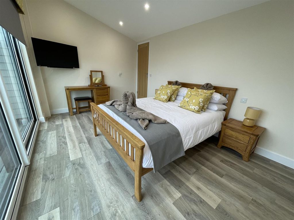 Additional image 6 of 4 bed semi-detached house to rentIlchester, Yeovil BA22