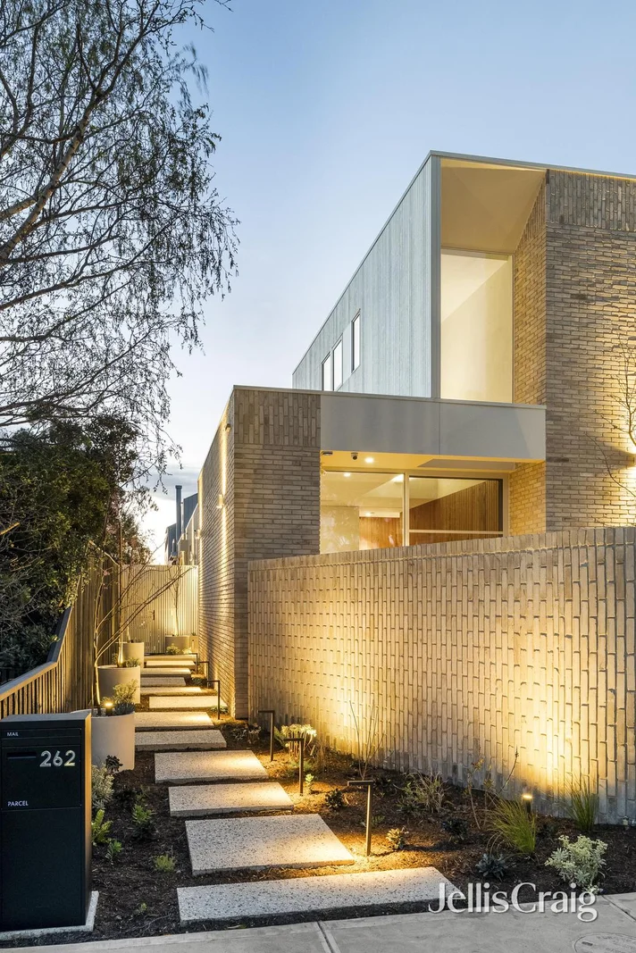 Additional image 2 of 262 Rathmines Street, Fairfield VIC 3078