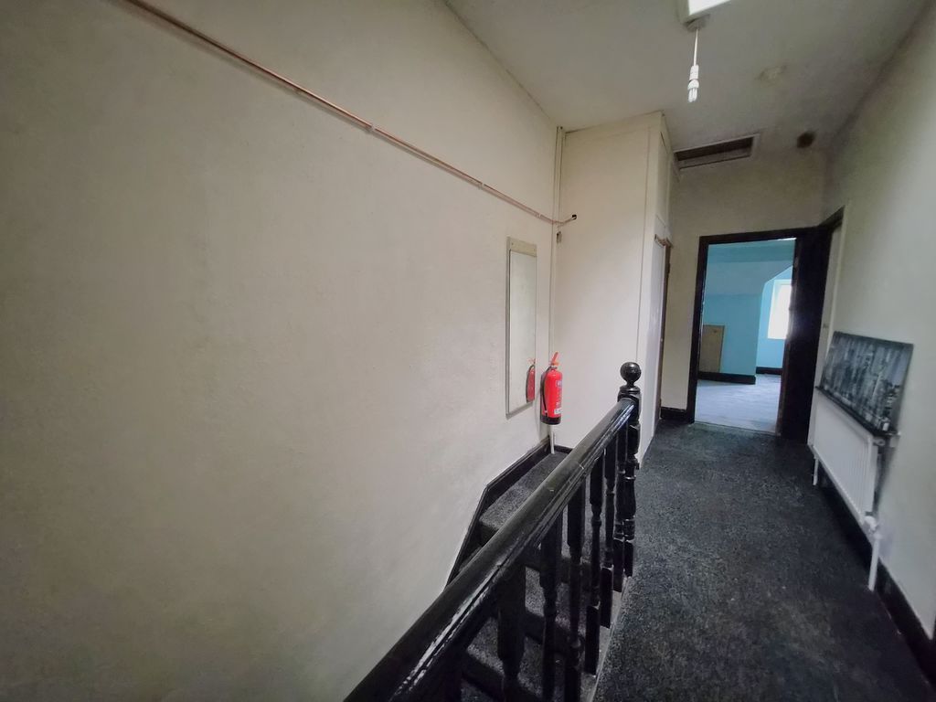 Additional image 3 of 1 bed flat to rentCommercial Street, Caerphilly CF83