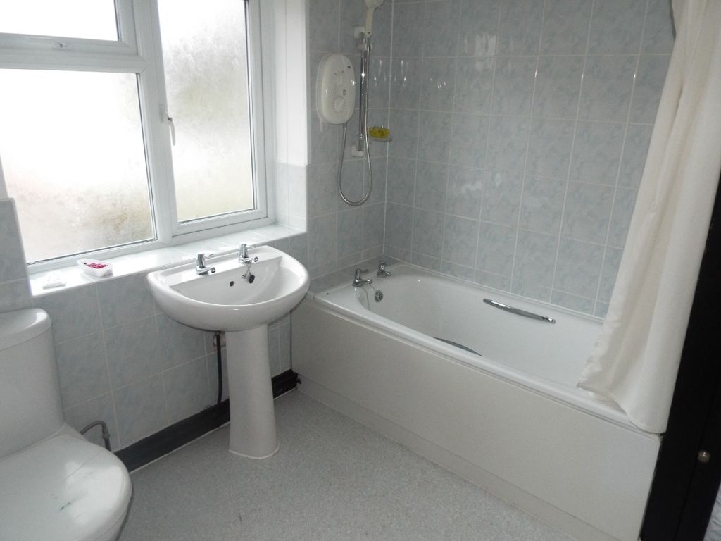 Additional image 2 of 3 bed detached house to rentMeadowbank, Holywell CH8