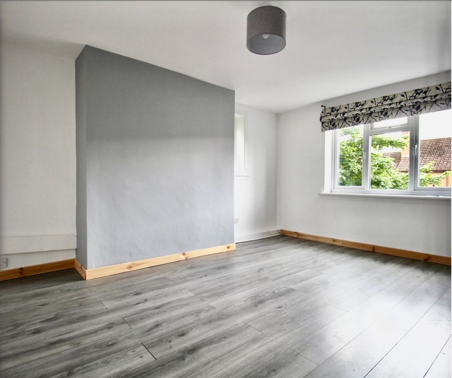 3 bed flat to rentWaulking Mill Road, Clydebank G81