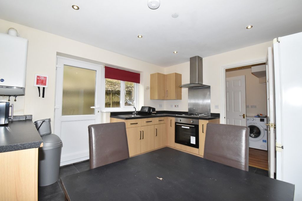 Additional image 3 of 4 bed flat to rentLibrary Cottages, Penryn TR10