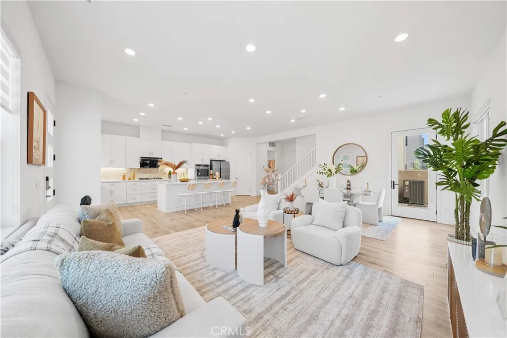 Additional image 12 of 102 Yugen, Irvine, CA 92618