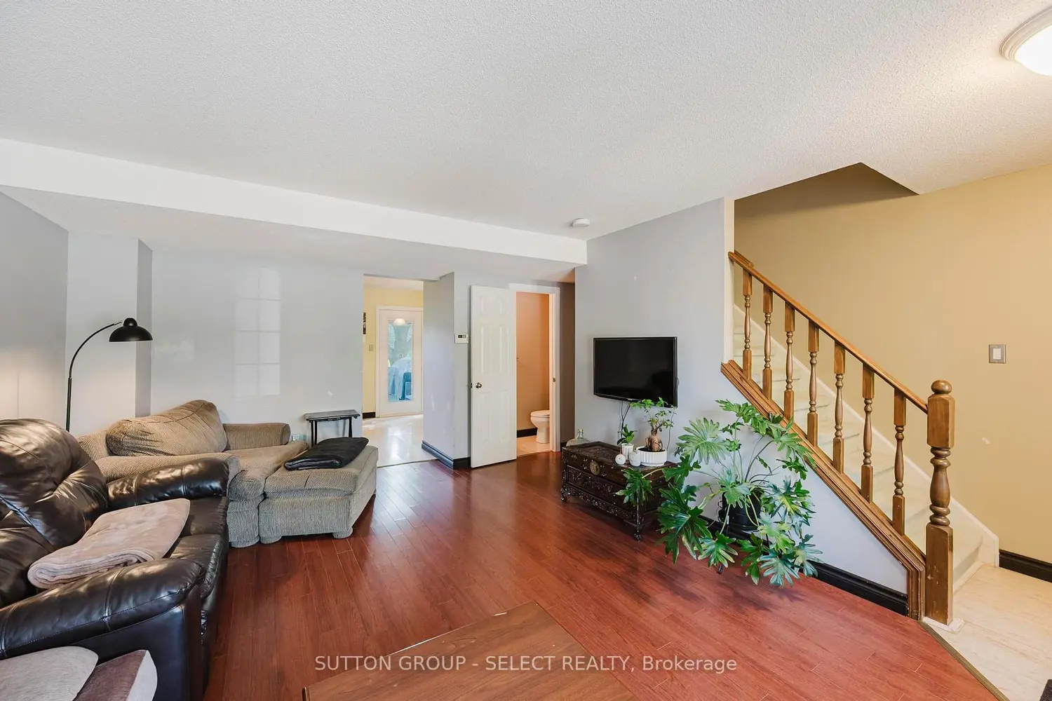 Additional image 3 of 151 Martinet Avenue 11