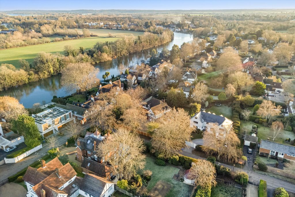Additional image 12 of 5 bed detached house to rentLowlands, Fishery Road, Maidenhead, Berkshire SL6