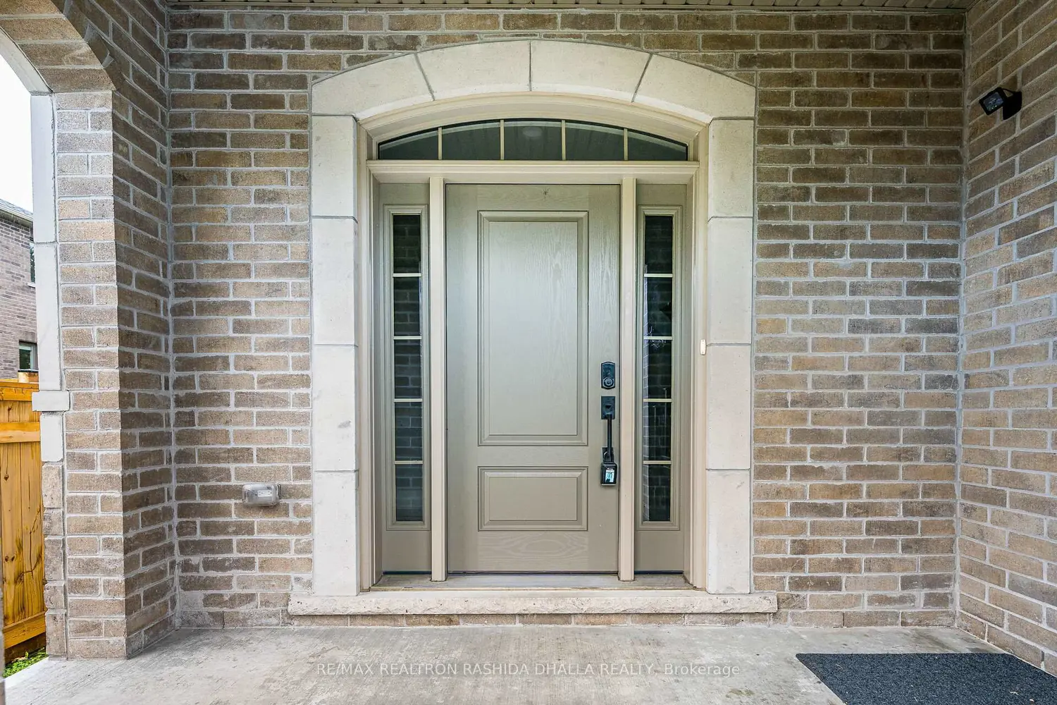 Additional image 3 of 773 Adelaide Avenue