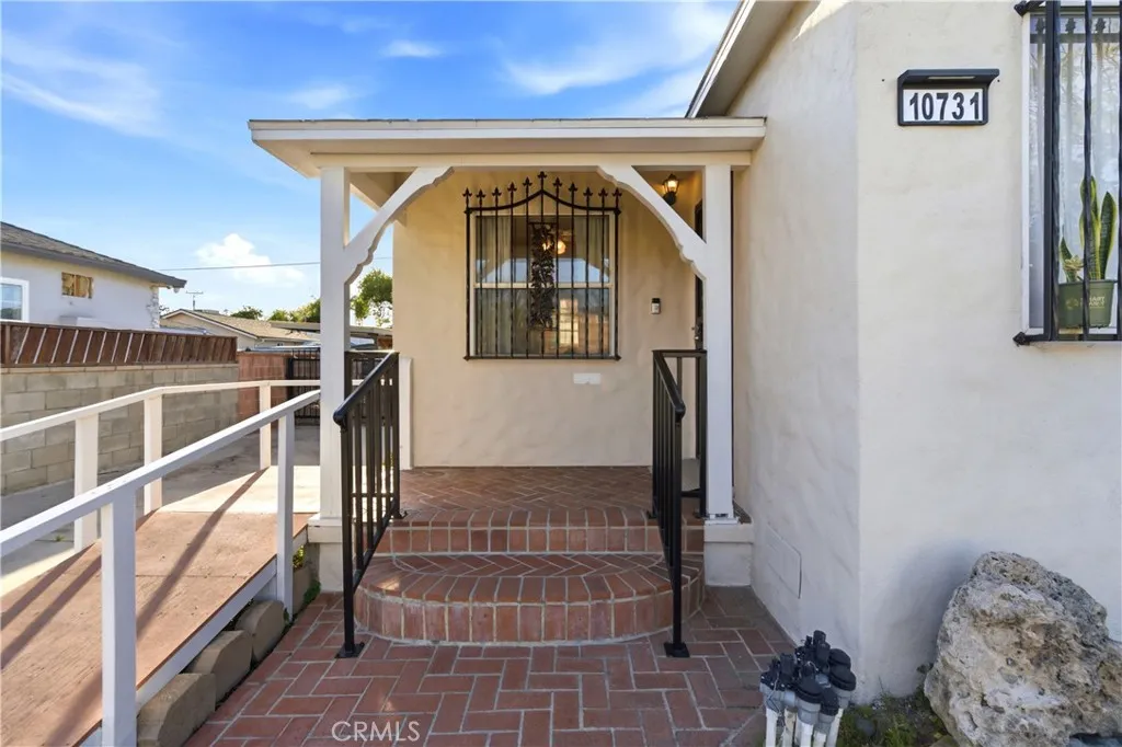 Additional image 4 of 10731 Wright Road, South Gate, CA 90280