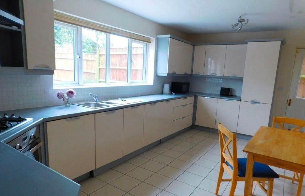 Additional image 4 of 6 bed detached house to rentStudents, Galingale View, Keele, Newcastle Under Lyme ST5