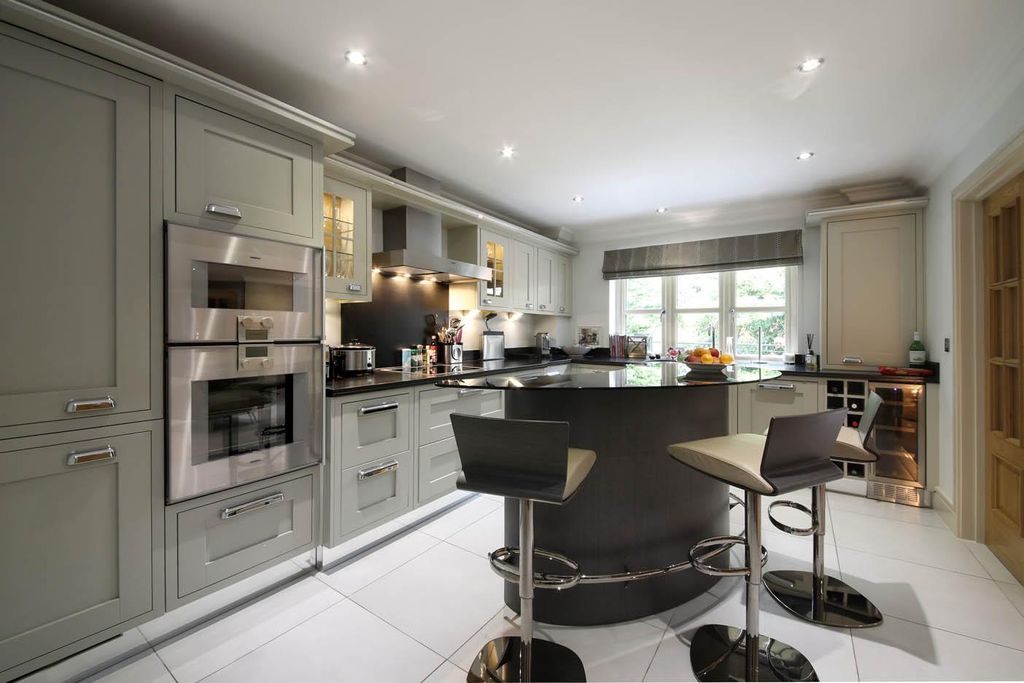 Additional image 3 of 2 bed flat to rentBrockenhurst House, Brockenhurst Road, Ascot, Berkshire SL5