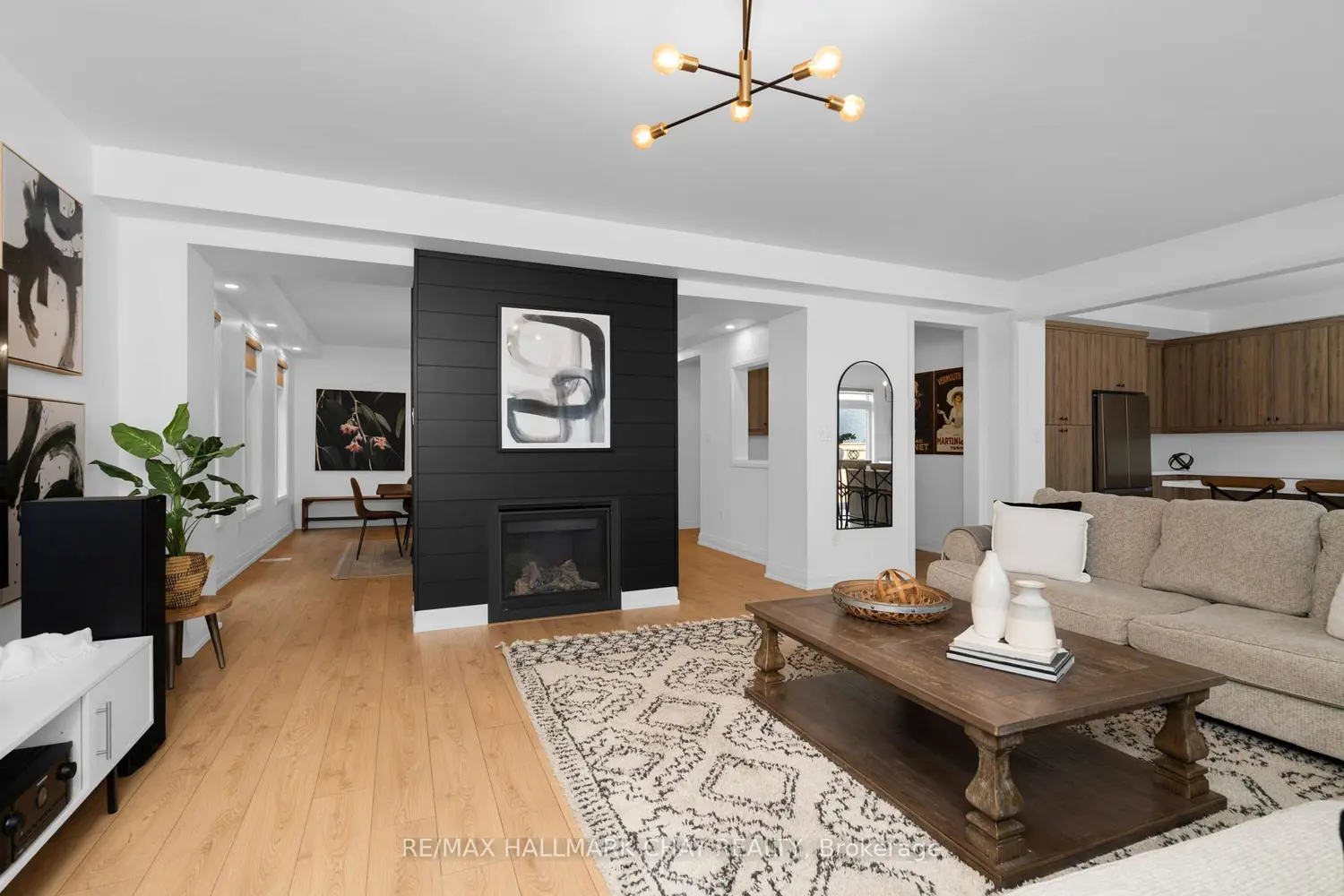 Additional image 3 of 43 Calypso Avenue