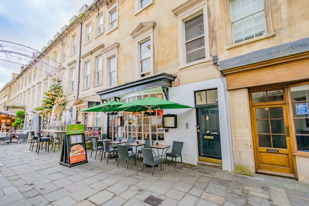 2 bed flat to rentNorth Parade, Bath BA1
