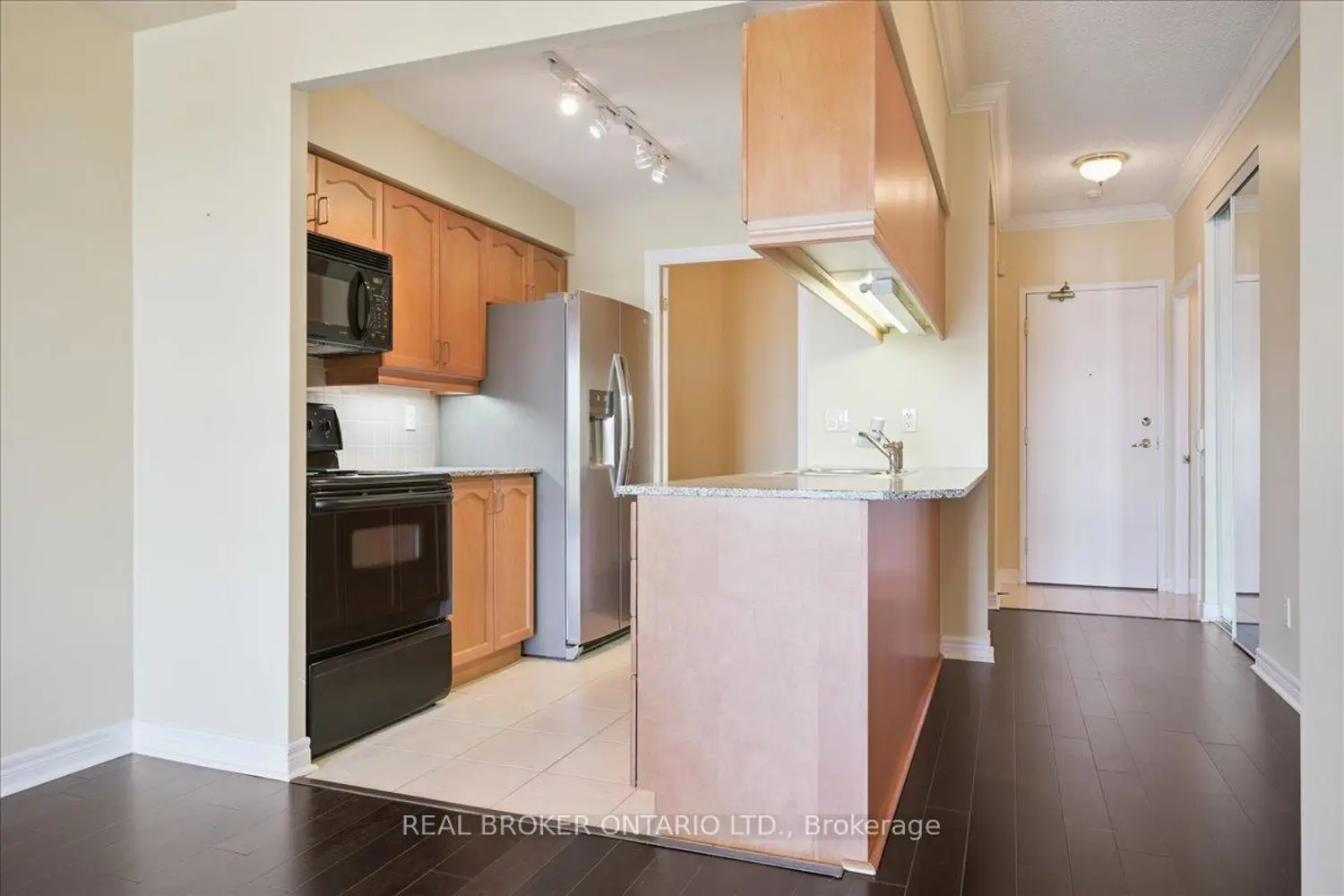 Additional image 15 of 40 Old Mill Road 804