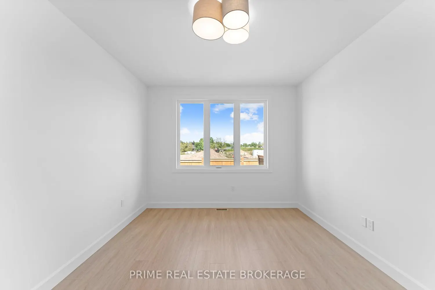 Additional image 6 of 110 Coastal Crescent 1