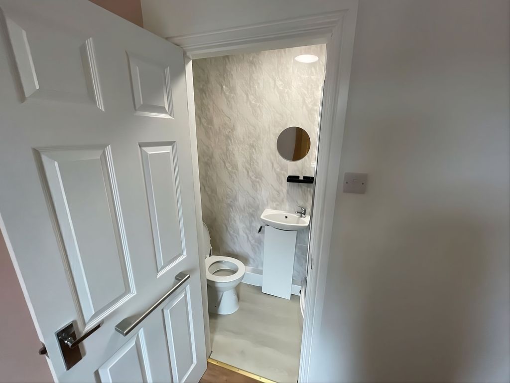 Additional image 4 of 4 bed terraced house to rentMellard Street, Newcastle ST5