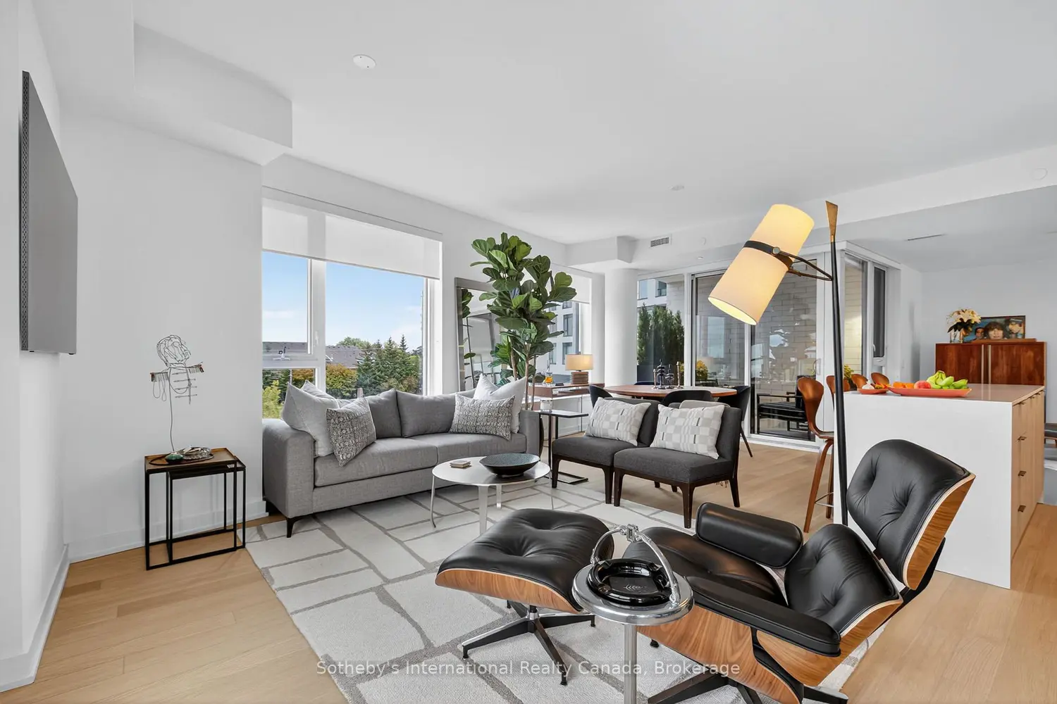 Additional image 15 of 31 Huron Street 224