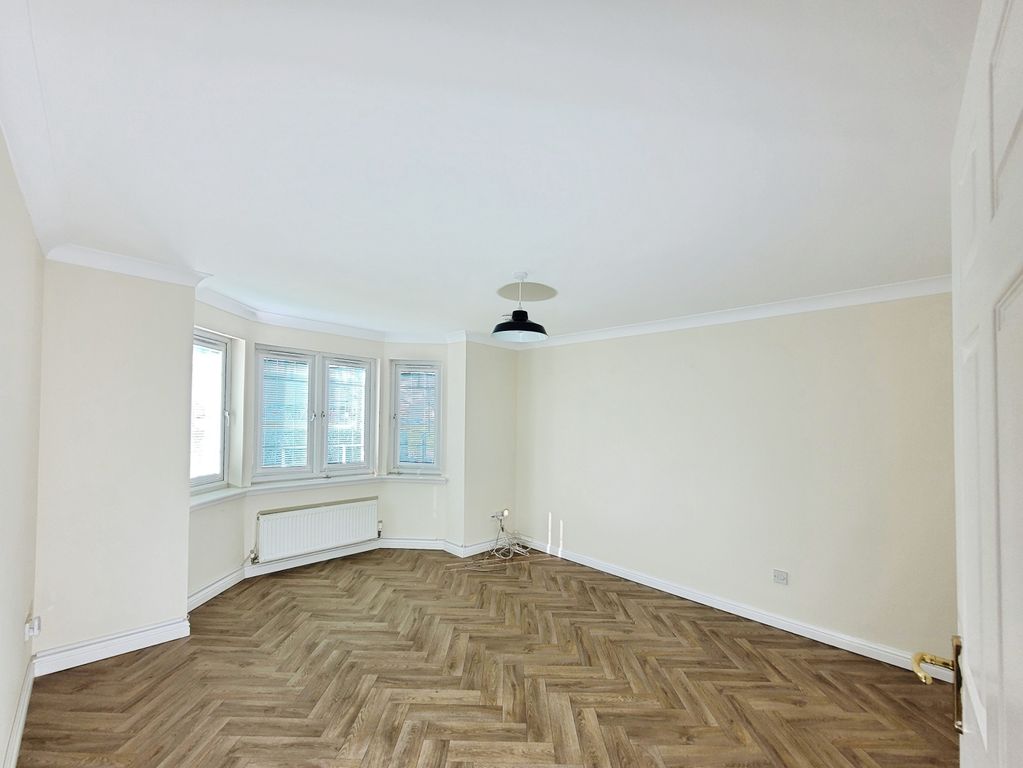 Additional image 4 of 2 bed flat to rentOwen Stone Street, Bathgate EH48