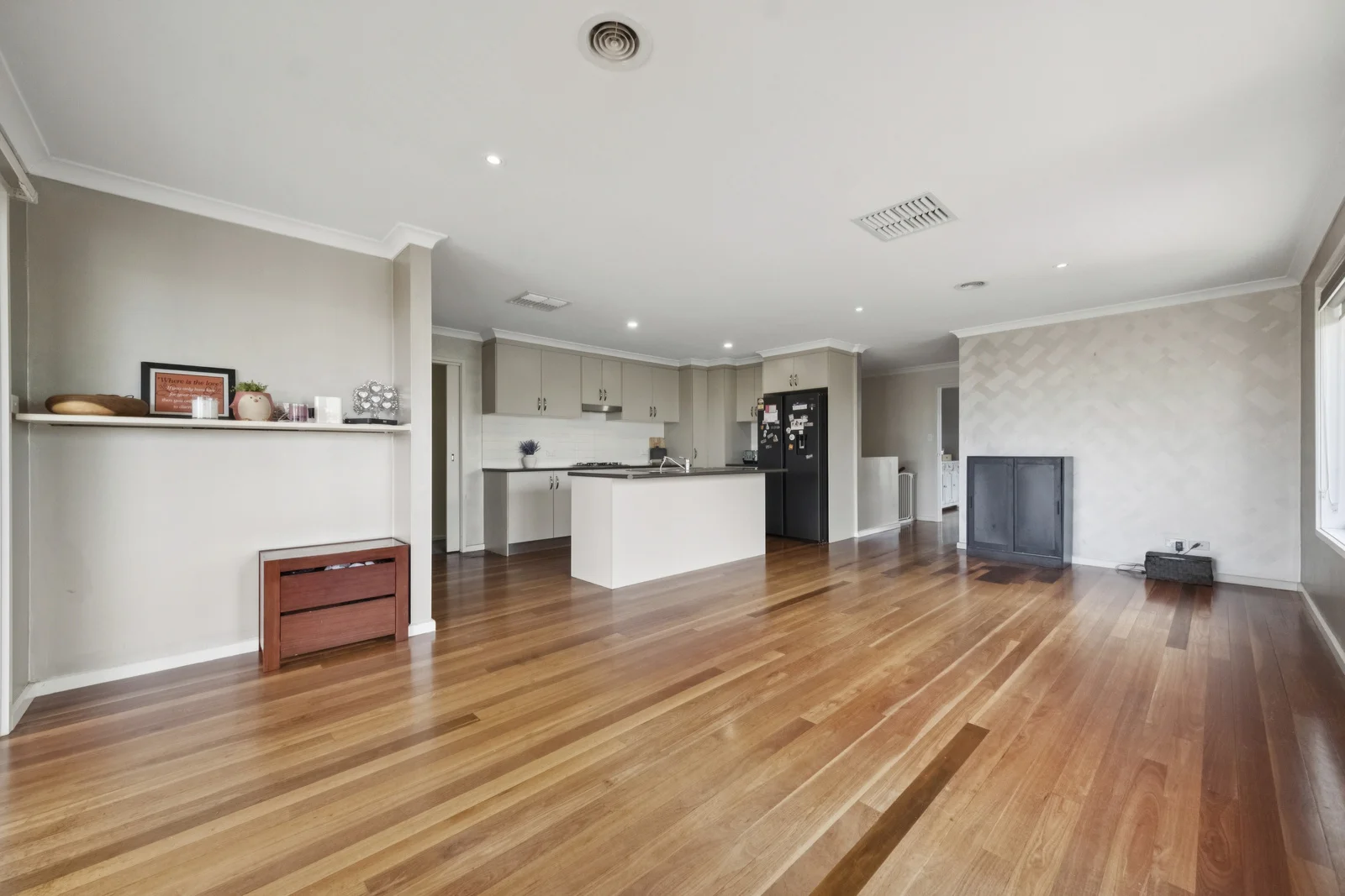 Additional image 3 of 40 Nicholls Drive, Yass NSW 2582