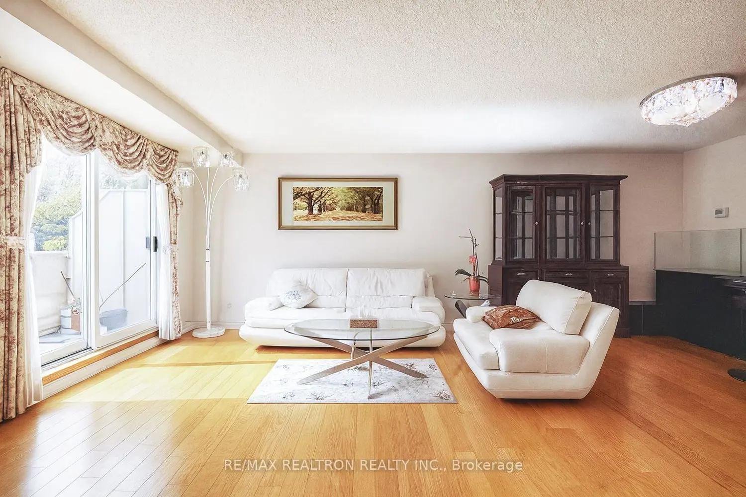 Additional image 2 of 1881 Mcnicoll Avenue 303