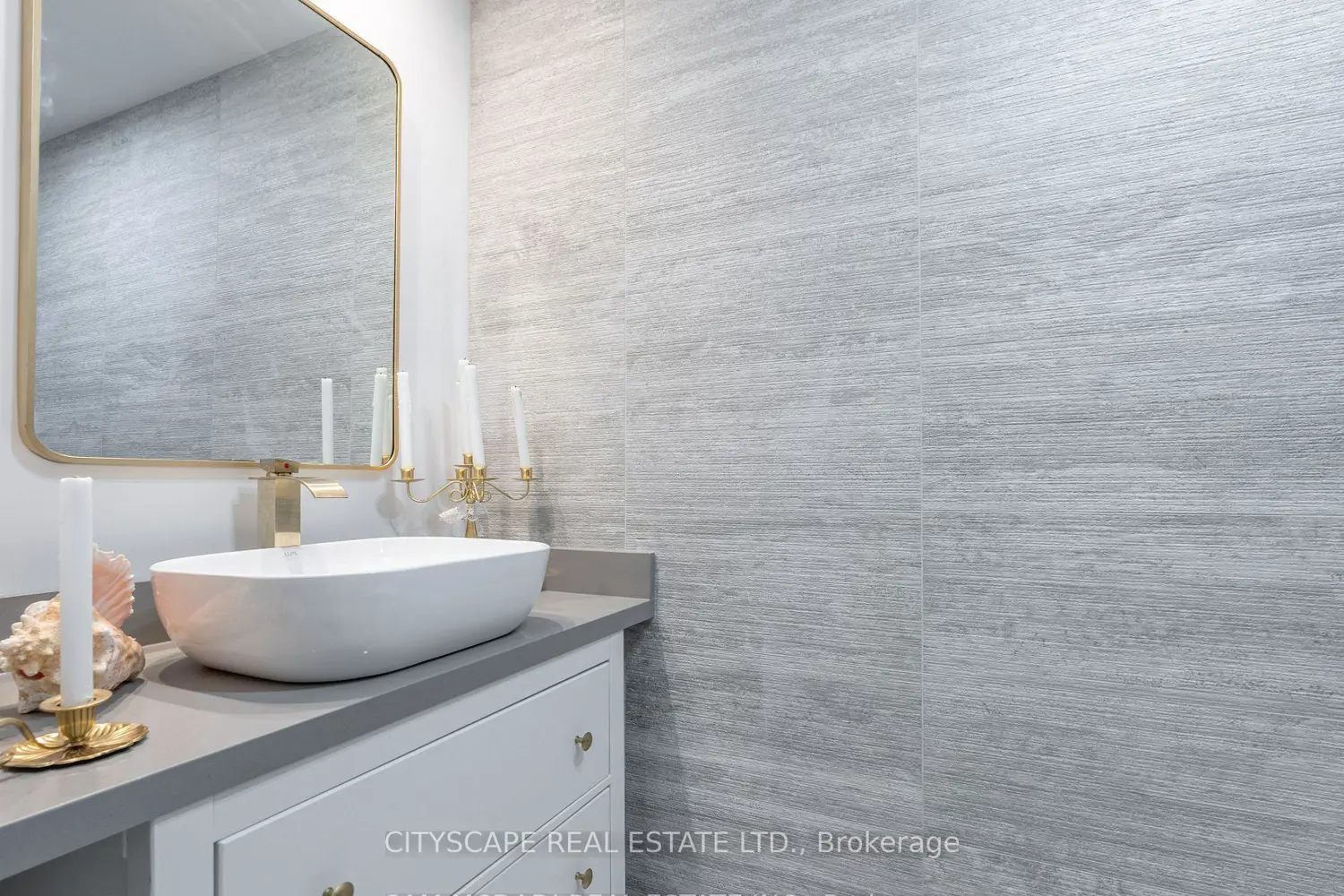 Additional image 13 of 1270 Saginaw Crescent