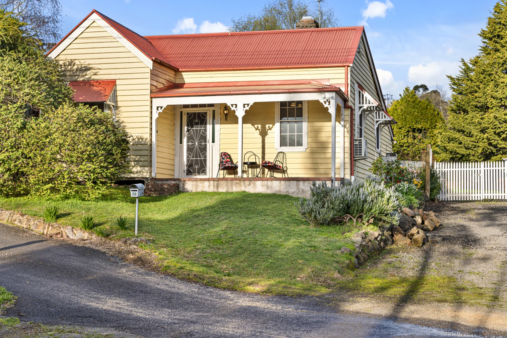 Additional image 4 of 26 & 28 Vincent Street North, Daylesford VIC 3460