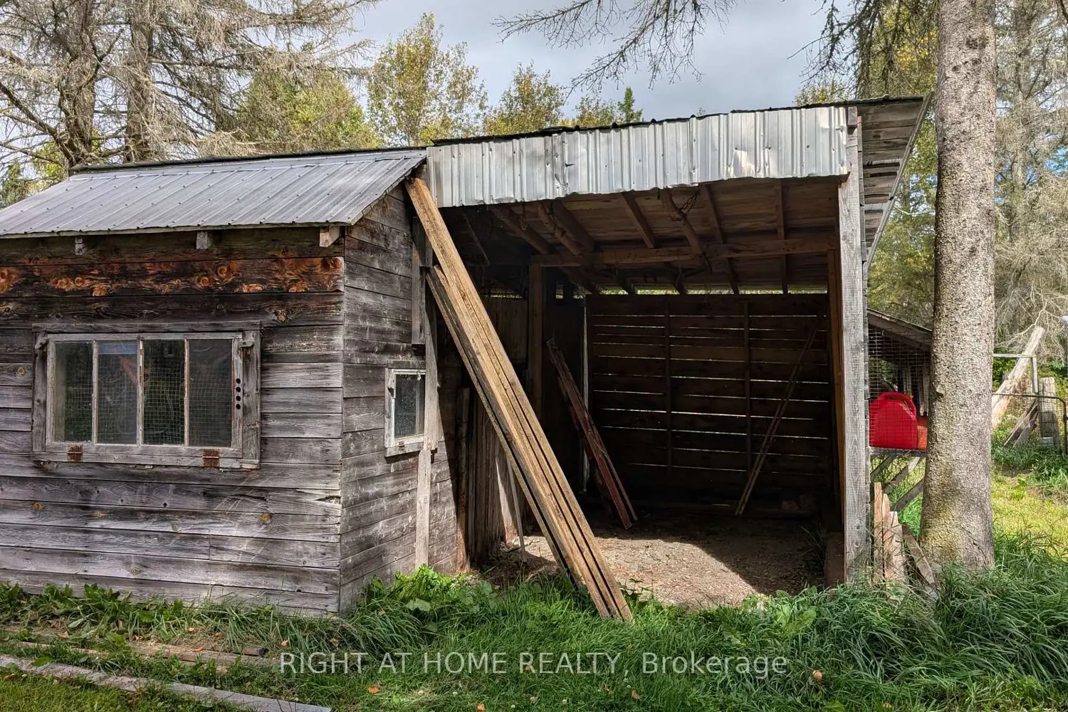 Additional image 5 of 58 Bellefeuille Road