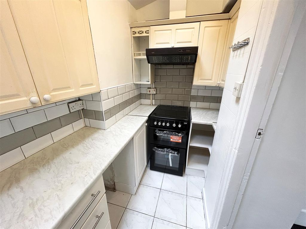 Additional image 5 of 2 bed end terrace house to rentRhyswg Road, Abercarn, Newport NP11