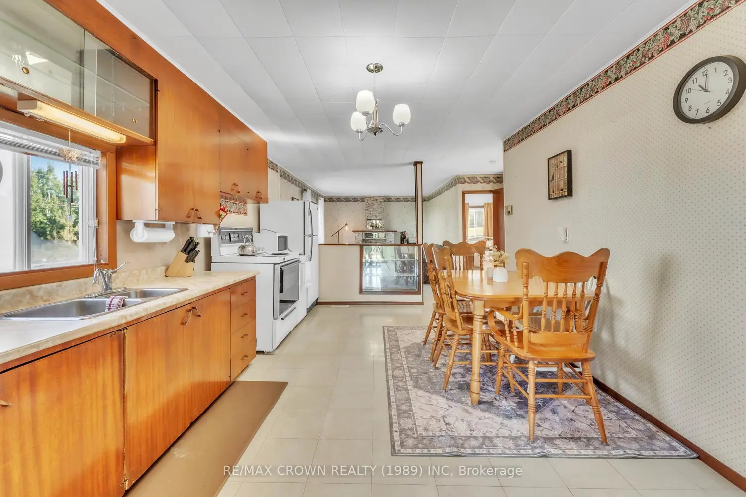 Additional image 4 of 936 Laplante Road