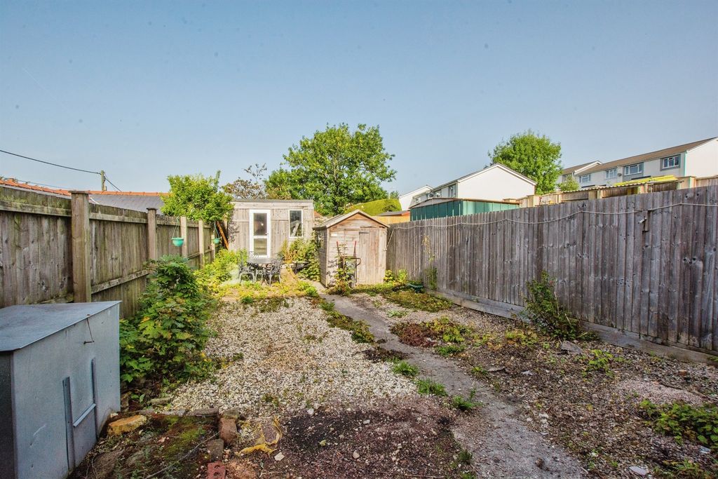 Additional image 10 of 2 bed property to rentWoodland Street, Pontypool NP4