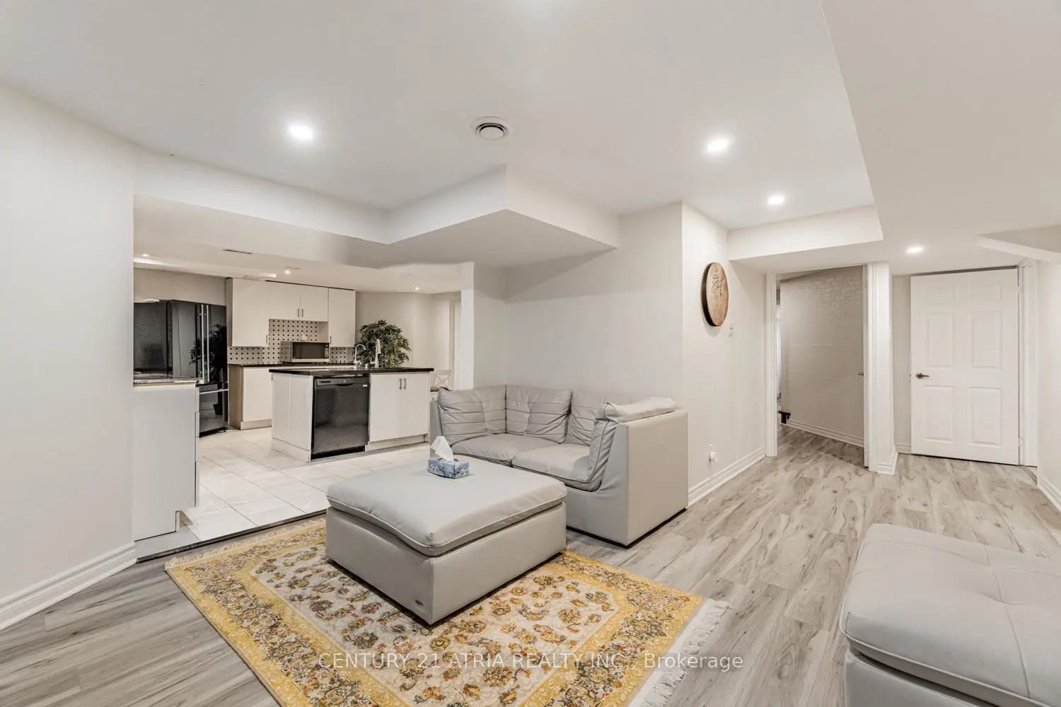 Additional image 13 of 898 Stonehaven Avenue