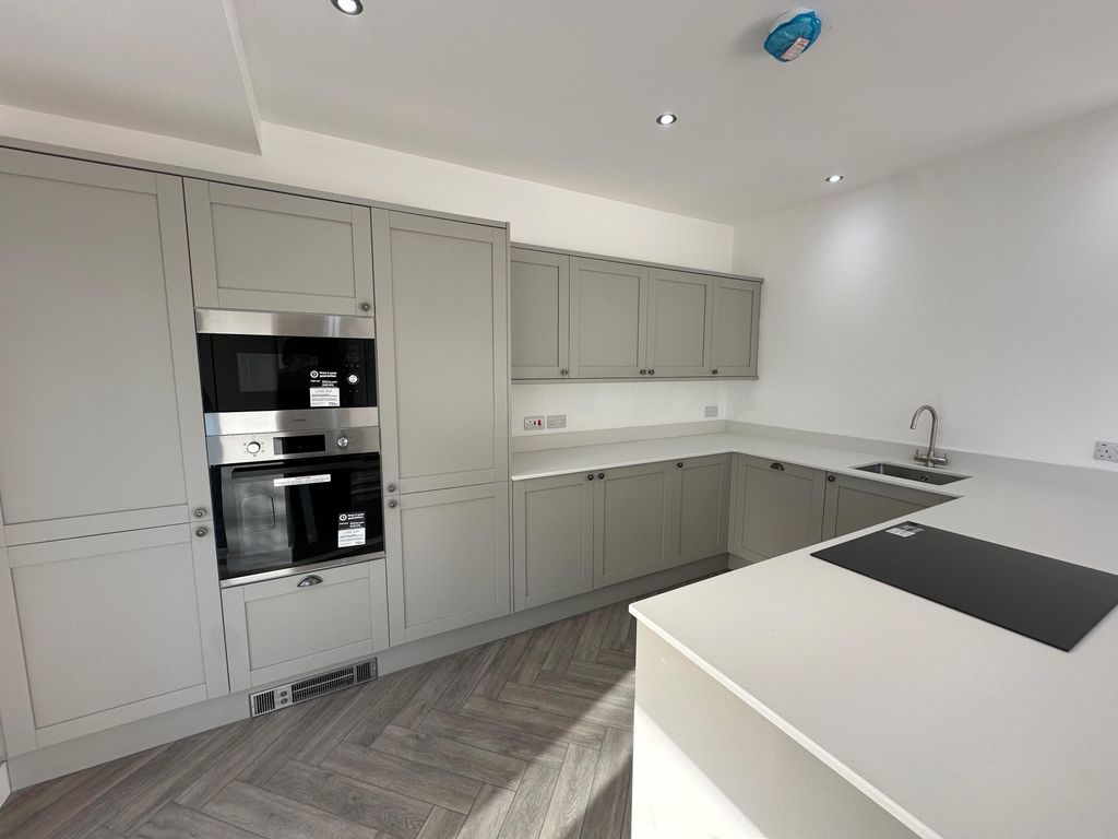 Additional image 7 of 3 bed bungalow to rent2 Woodland Gardens, Hamilton ML3