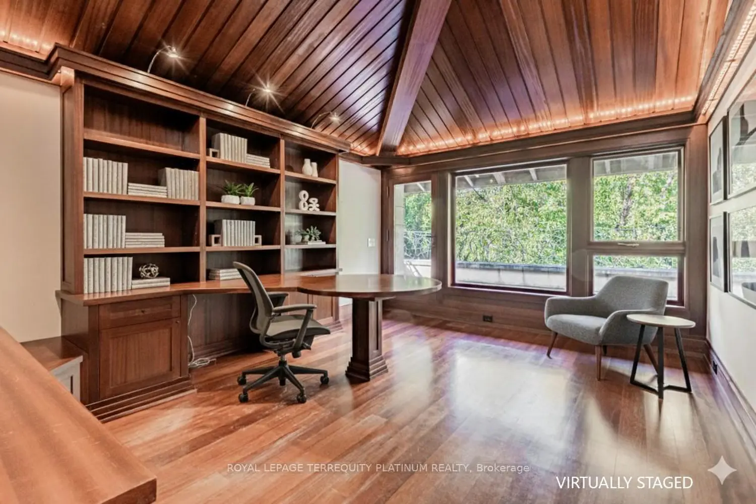 Additional image 10 of 177 Roxborough Drive