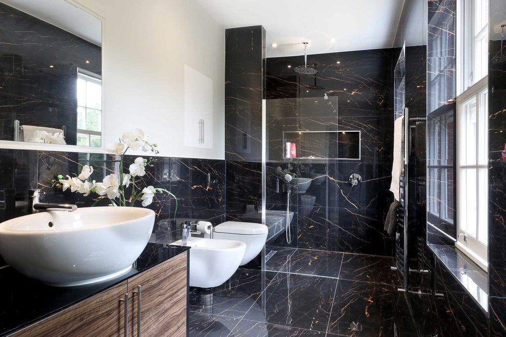 Additional image 27 of 9 bed detached house to rentSlade Oak Lane, Gerrards Cross SL9